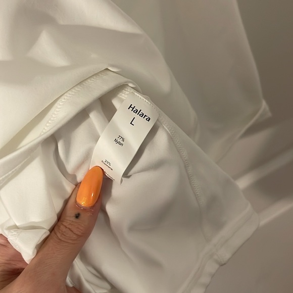 Viral Halara dress with shorts - Picture 6 of 6